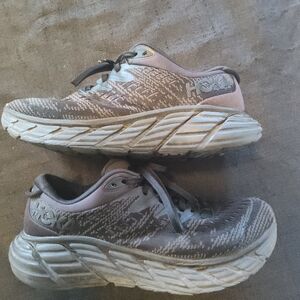 Men's Hoka shoes size 9.5 color black.